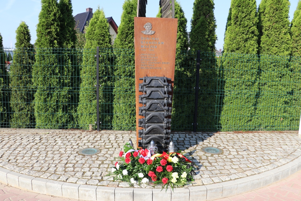 Zdjęcie - 77 rocznica wyzwolenia Tielt
