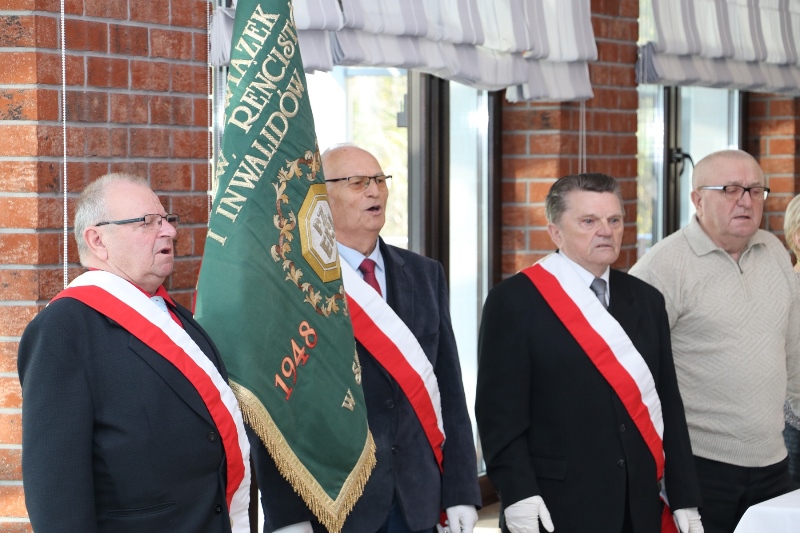 Zdjęcie - Członkowie Polskiego Związku Emerytów, Rencistów i Inwalidów w Szamotułach