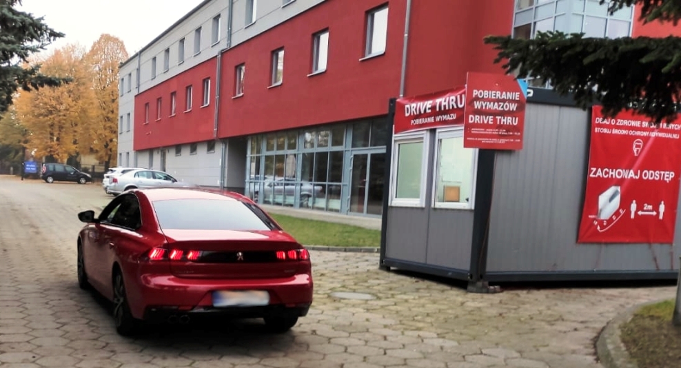 Zdjęcie - Punkt Drive-Thru