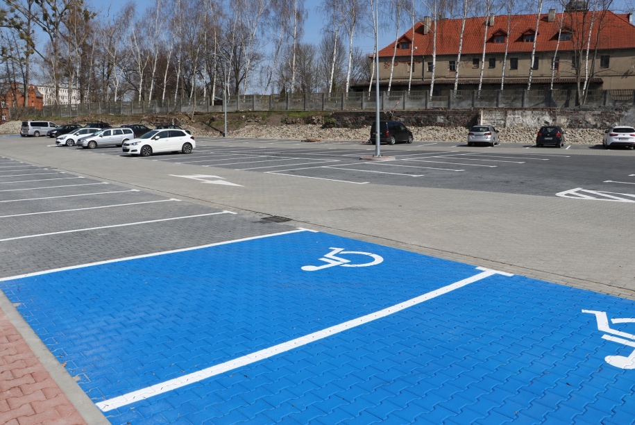 Zdjęcie - Odbiór parkingu na Franciszkańskiej