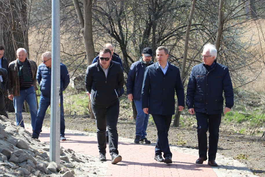Zdjęcie - Odbiór parkingu na Franciszkańskiej
