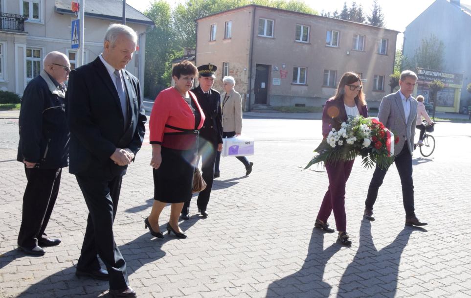 Zdjęcie - Narodowy Dzień Zwycięstwa i 77 Rocznica Zakończenia II Wojny Światowej
