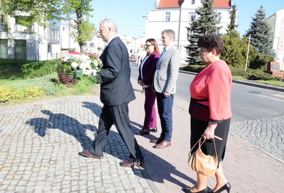 Zdjęcie - Narodowy Dzień Zwycięstwa i 77 Rocznica Zakończenia II Wojny Światowej