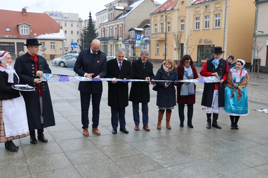 Zdjęcie - Oficjalne otwarcie Szamotulskiego Rynku