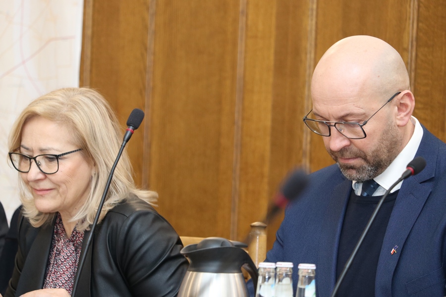 Zdjęcie - spotkanie w sprawie pływalni