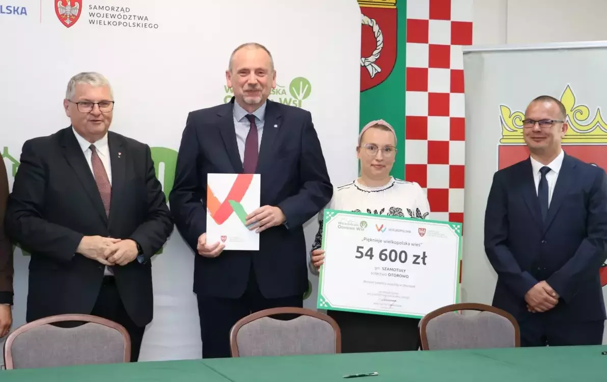 Zdjęcie do Umowa o dofinansowaniu podpisana