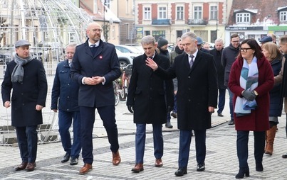 Zdjęcie do OFICJALNE OTWARCIE SZAMOTULSKIEGO RYNKU