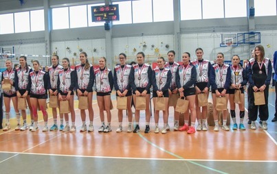Zdjęcie do BRĄZOWY MEDAL UKS W FINAŁACH MISTRZOSTW WIELKOPOLSKI JUNIOREK
