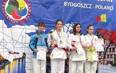 Zdjęcie do KARATECY Z MEDALAMI
