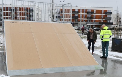 Zdjęcie do SKATEPARK Z NOWĄ RAMPĄ