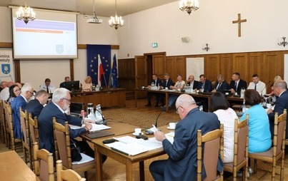 Zdjęcie do ABSOLUTORIUM DLA BURMISTRZA