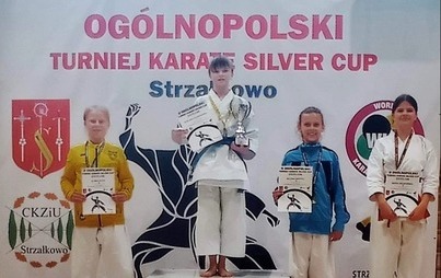 Zdjęcie do SZAMOTULSCY KARATECY W STRZAŁKOWIE